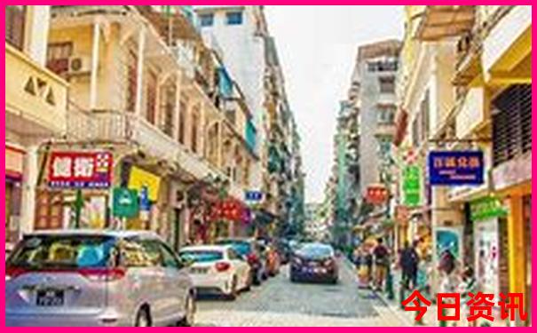 去北京旅游坐到哪个火车站比较好